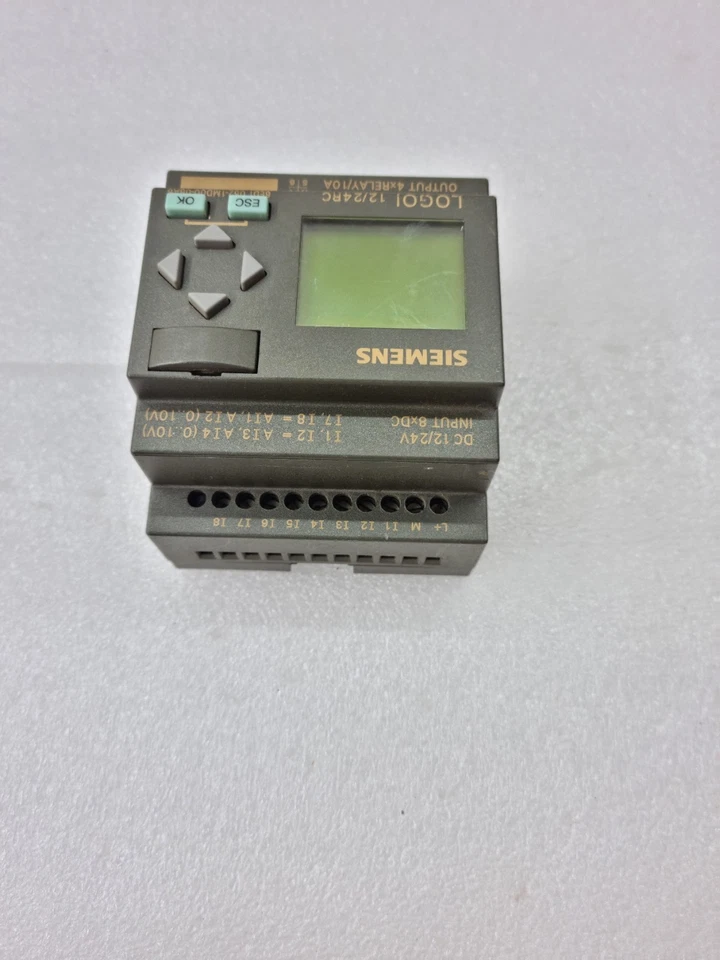 USED WORKING SIEMENS LOGO 6ED1052-1MD00-0BA6 12/24RC 12/24VDC